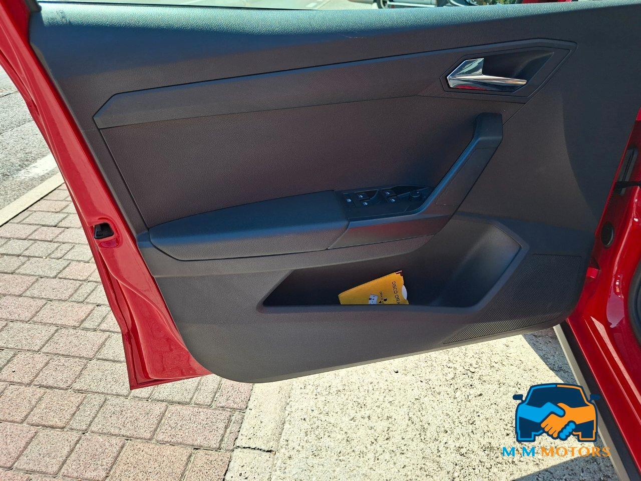 Seat Arona 1.0 tgi Style neo patentati
