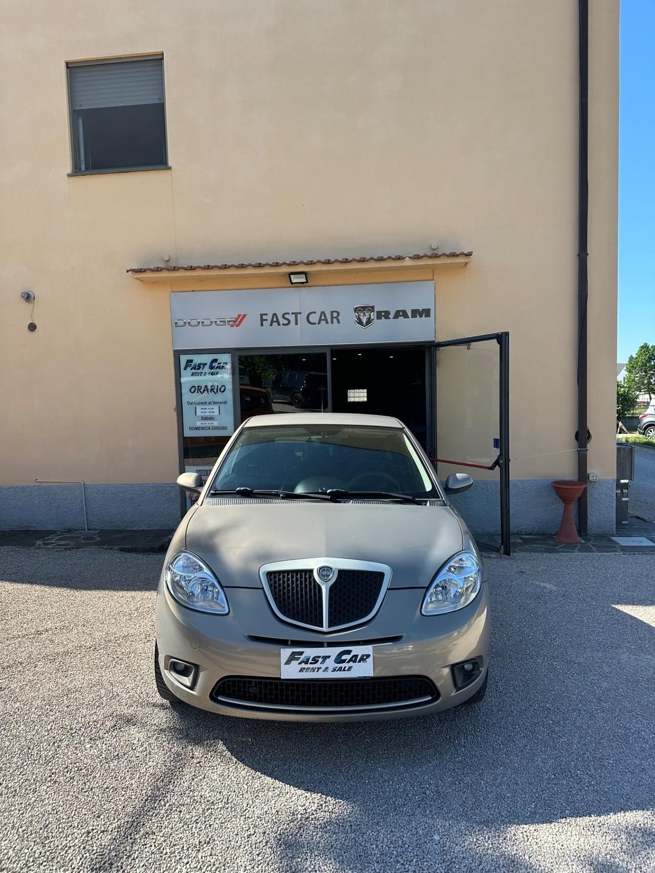 Lancia Ypsilon 1.2 Argento