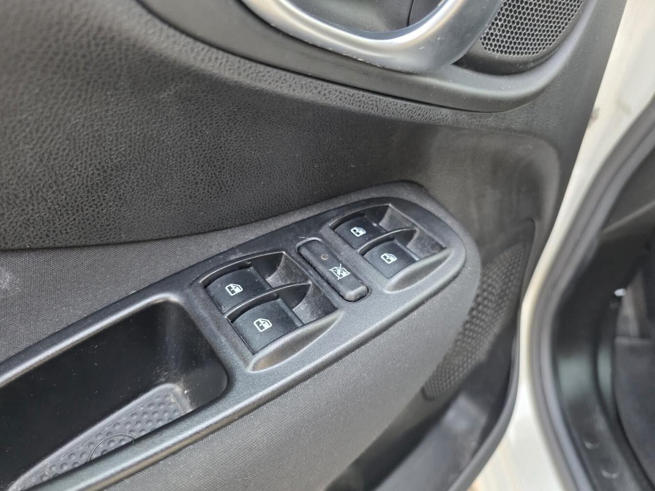 Fiat 500L 1.3 Multijet 95 CV Dualogic Sport