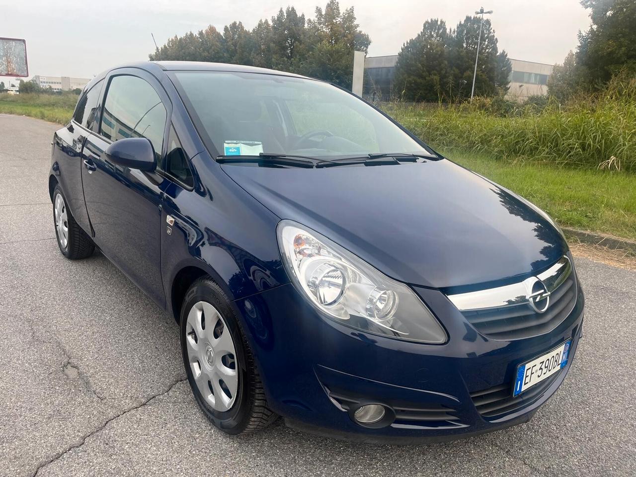 Opel Corsa 1.2 3 porte Club