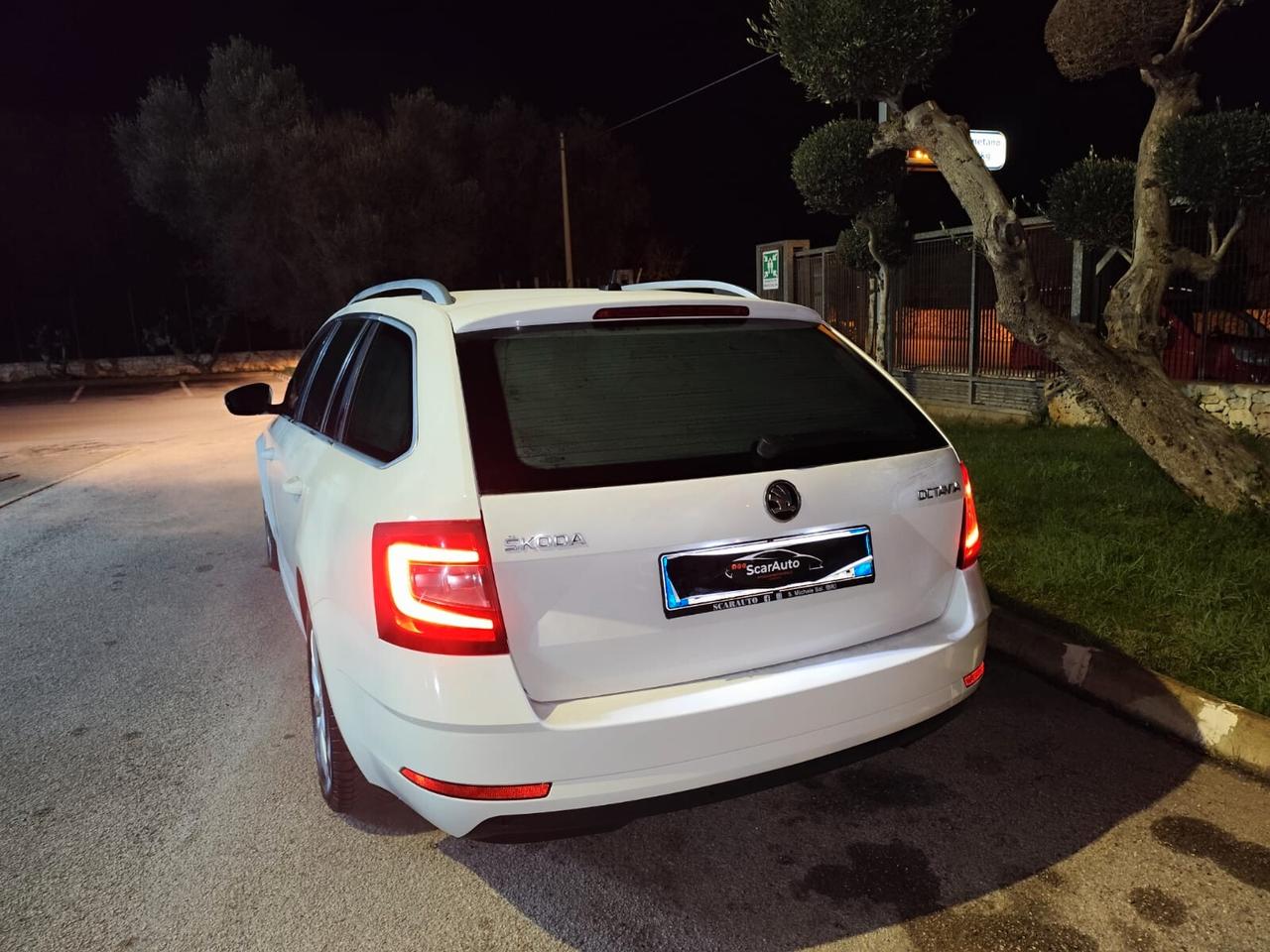 Skoda Octavia 2.0 TDI CR Wagon Executive 129000KM