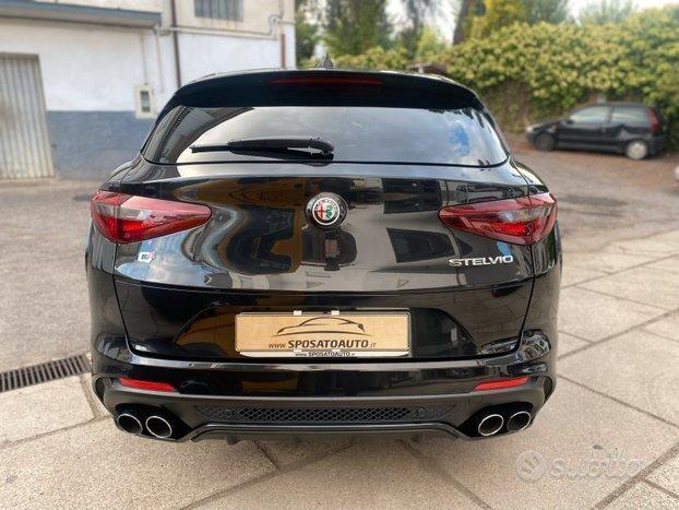 Alfa Romeo Stelvio 2.9 Bi-Turbo V6 510 CV AT8 Quadrifoglio