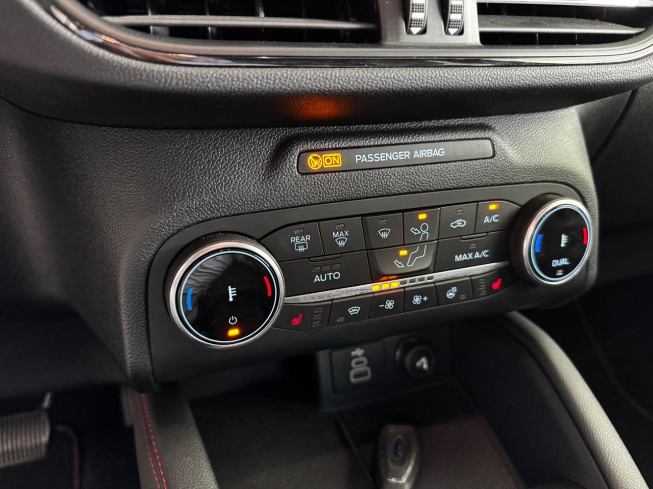 FORD Kuga II 2017 2.0 EcoBlue 120 CV aut. 2WD ST-Line - VARI COLORI!