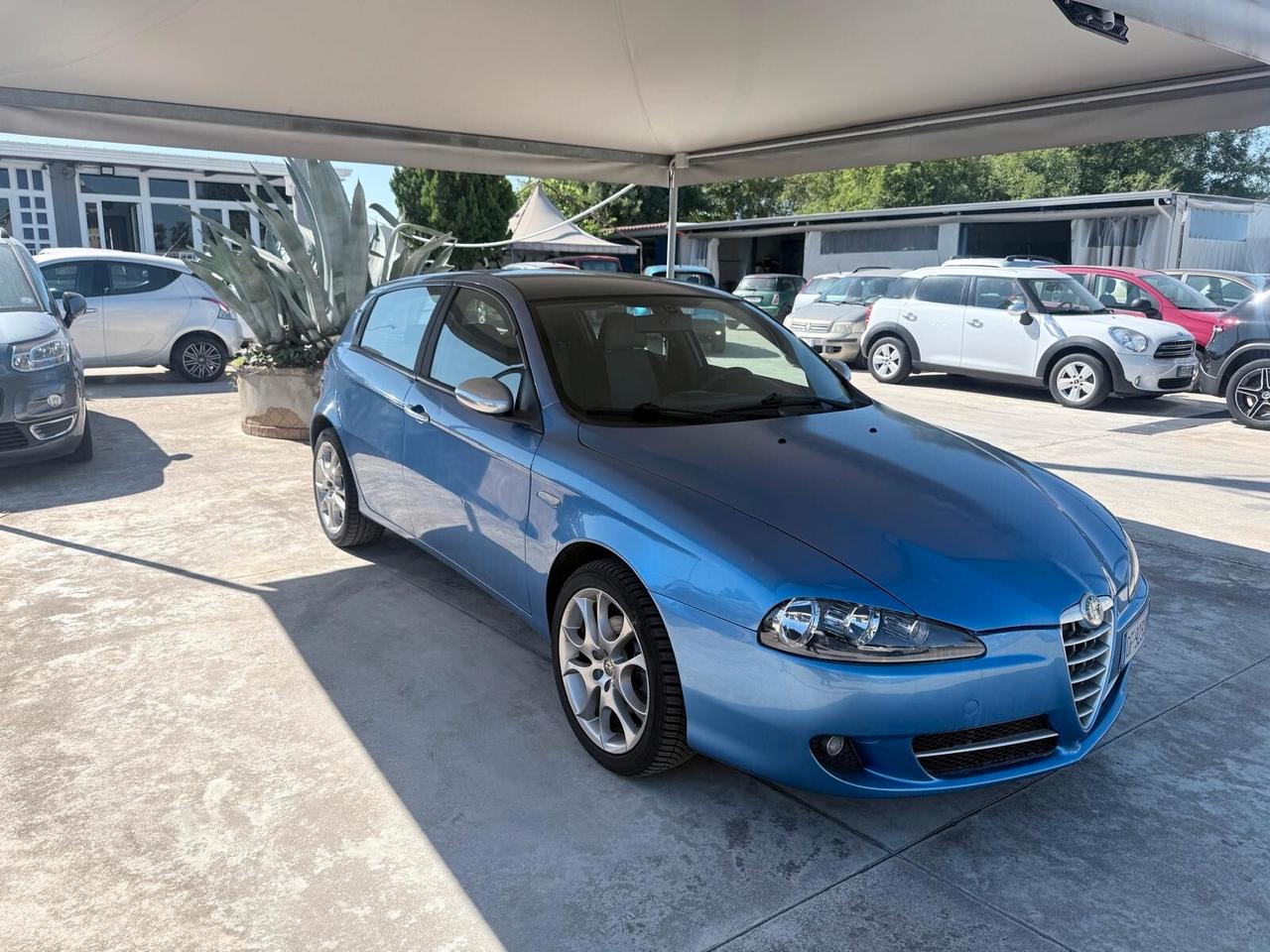 Alfa Romeo 147 1.6 16V TS (105) 5 porte Black Line