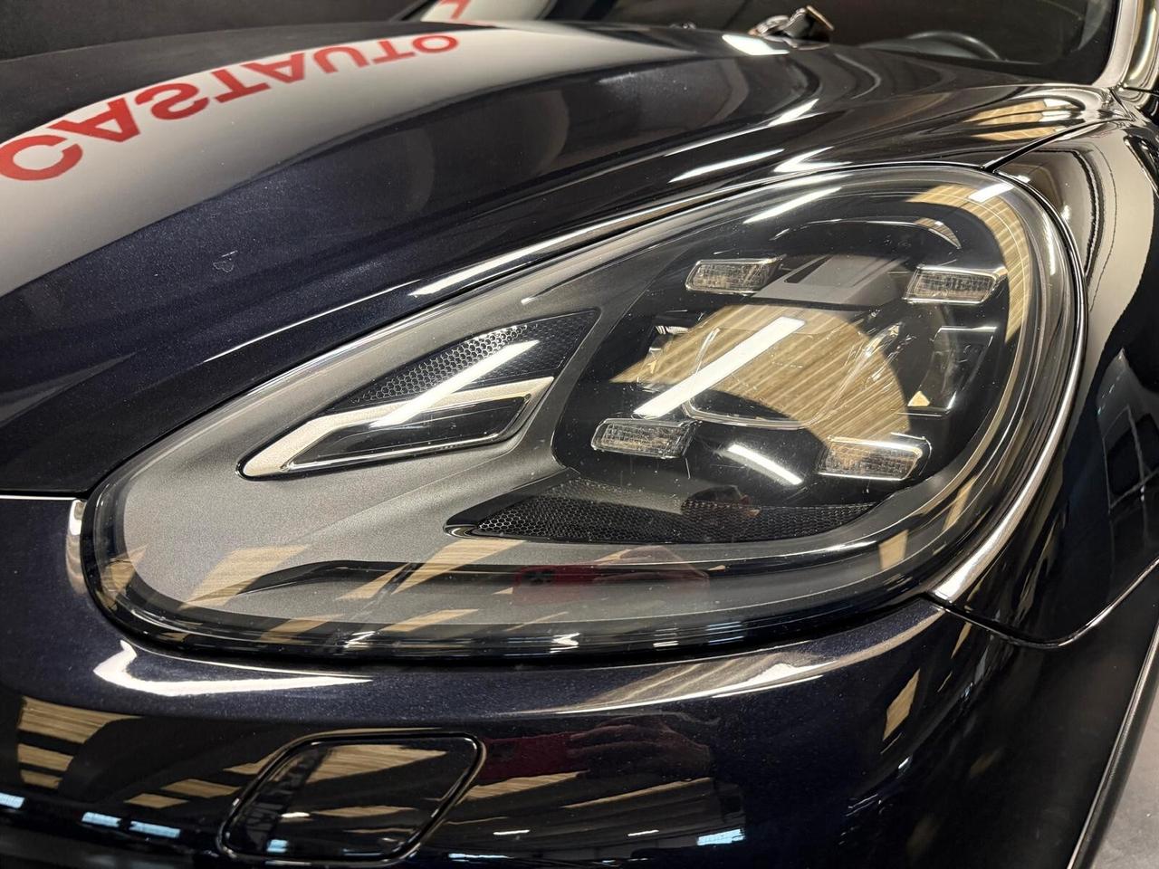 Porsche Cayenne 4.8 Turbo S