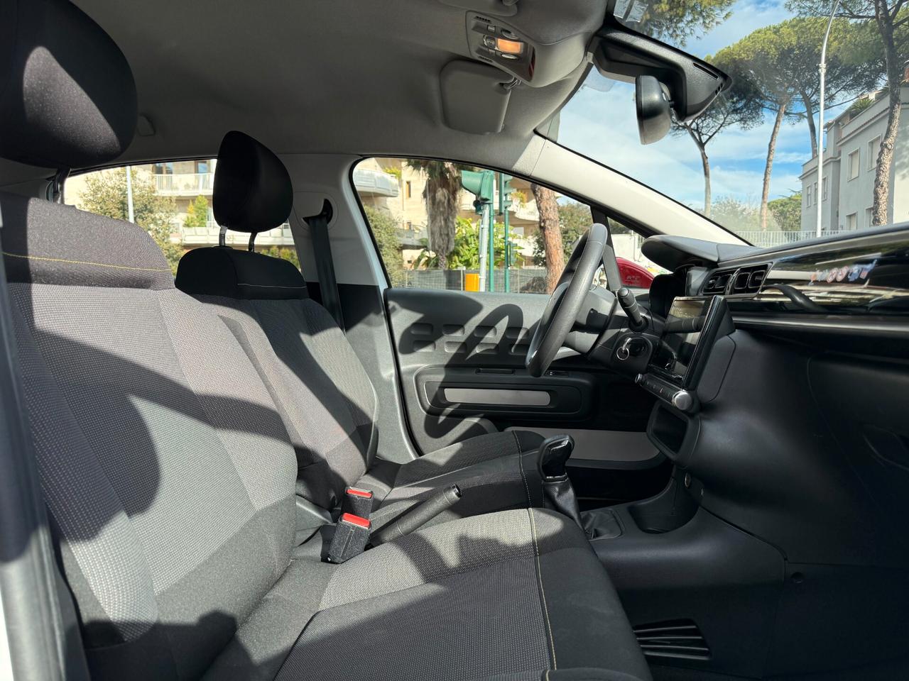 Citroen C3 83cv Benzina 5 porte Shine Navi bicolor pdc