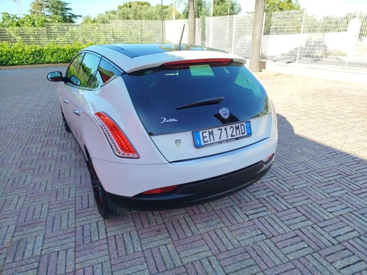 Lancia Delta 1.4 T-Jet 120 CV Silver Ecochic GPL