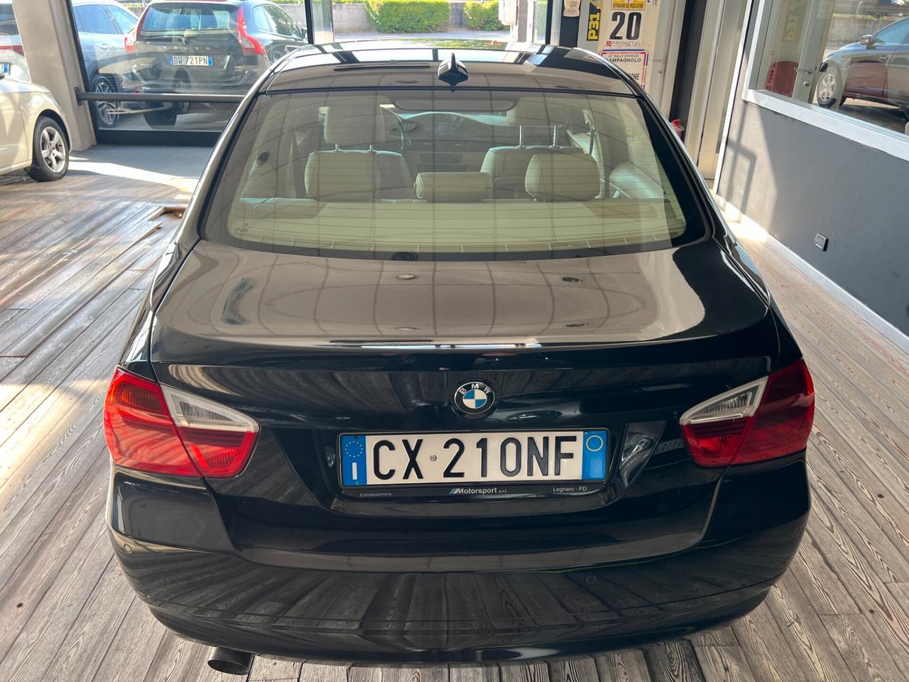 BMW 320 FUTURA