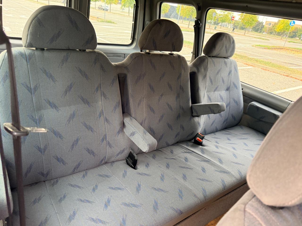 Ford Transit Tourneo Bus 2.4TD 9 POSTI