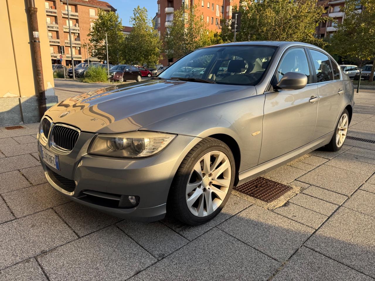 Bmw 320 SERIE 177CV ELETTA EURO 5