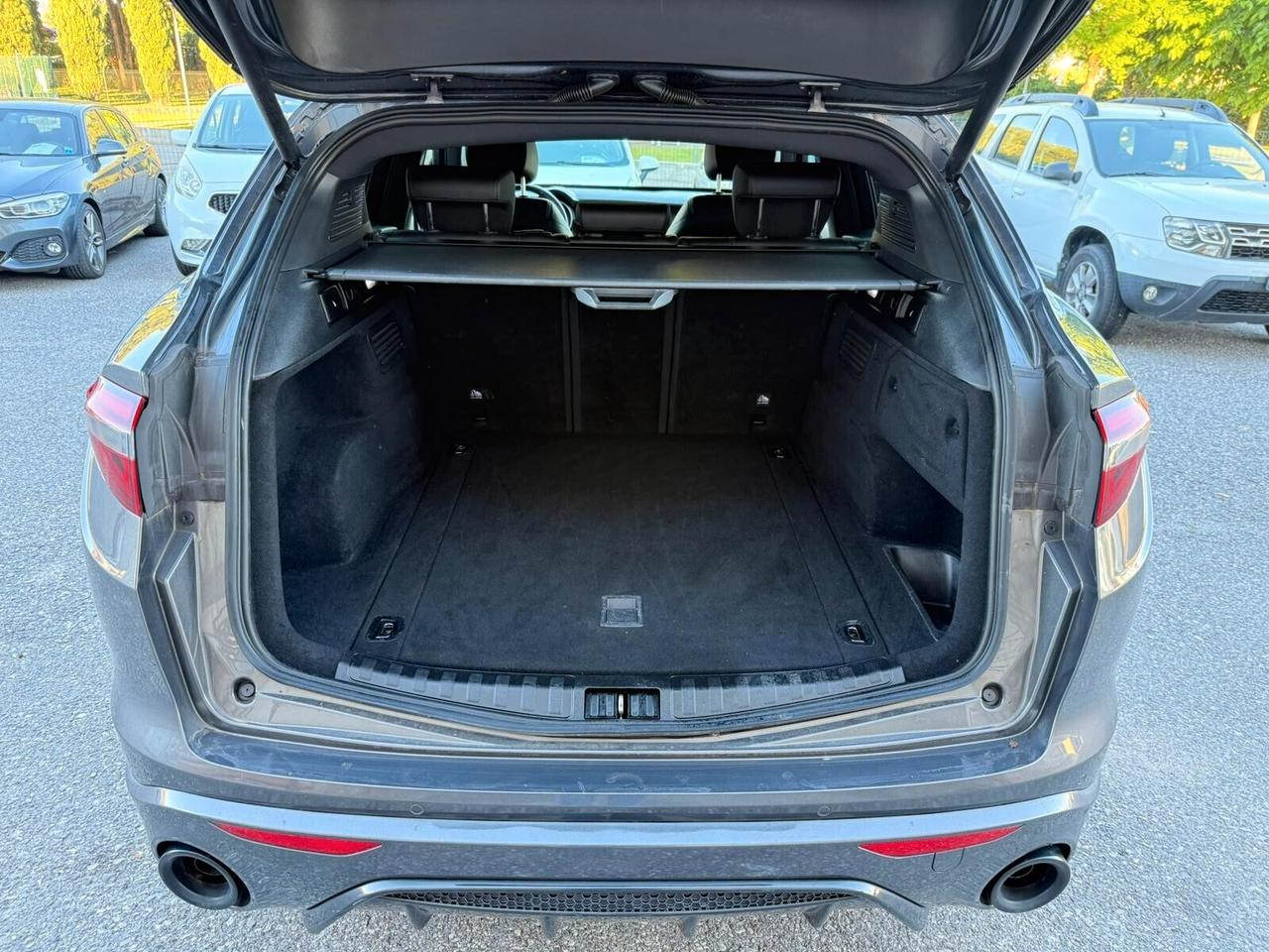 Alfa Romeo Stelvio 2.2 Turbodiesel 210 CV AT8 Q4 Veloce