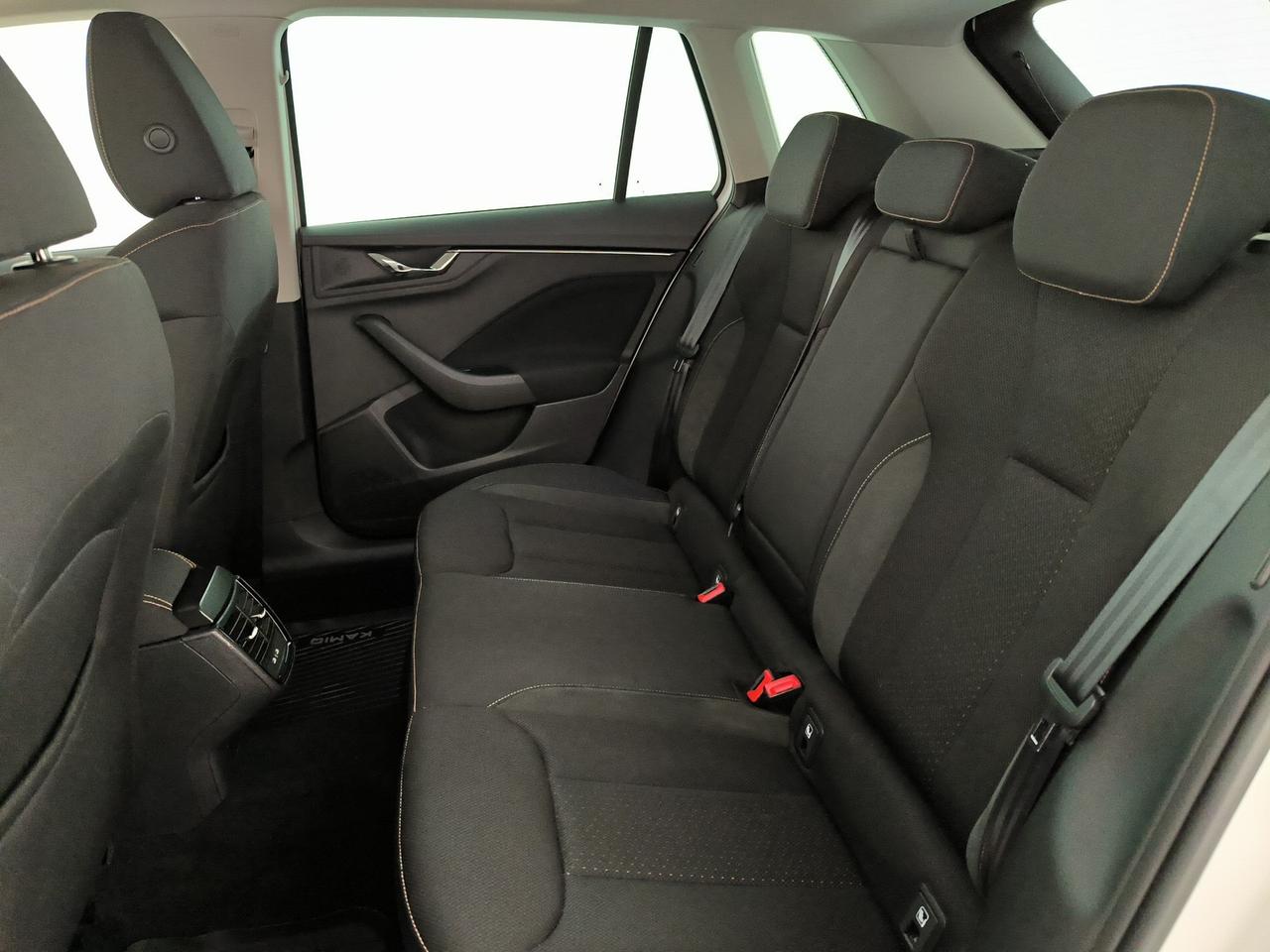 Skoda Kamiq 1.0 tsi scoutline 110cv