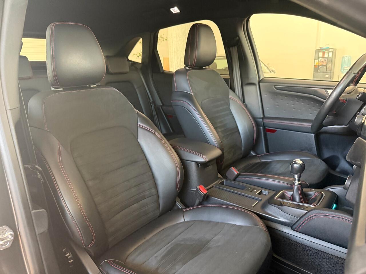 Ford Kuga 1.5 EcoBoost 150 CV 2WD ST-Line X