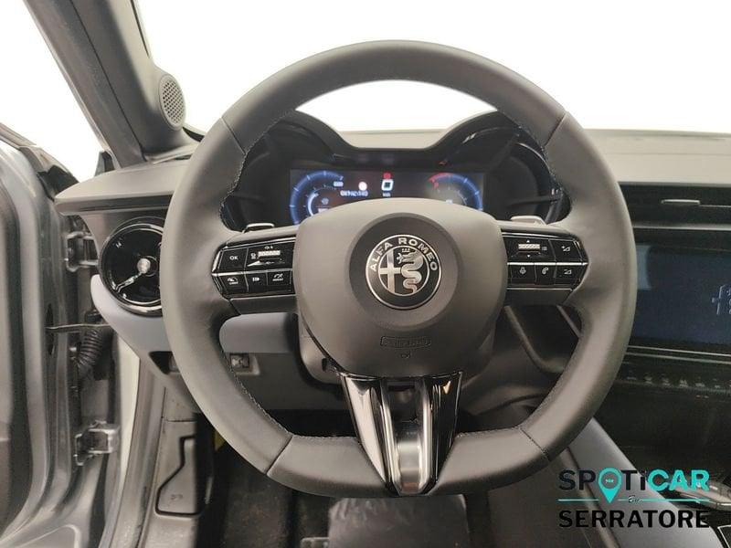 Alfa Romeo Junior 1.2 ibrida 145cv edct6