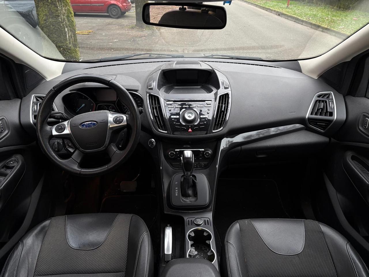 Ford Kuga 2.0 TDCI 140 CV 4WD Powershift Business