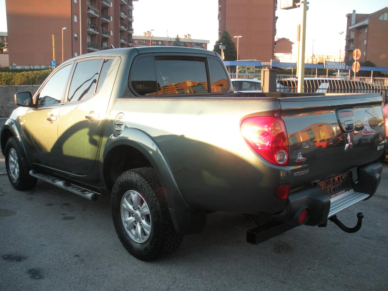 Mitsubishi L200 2.5 DI-D/136CV DC Intense DPF