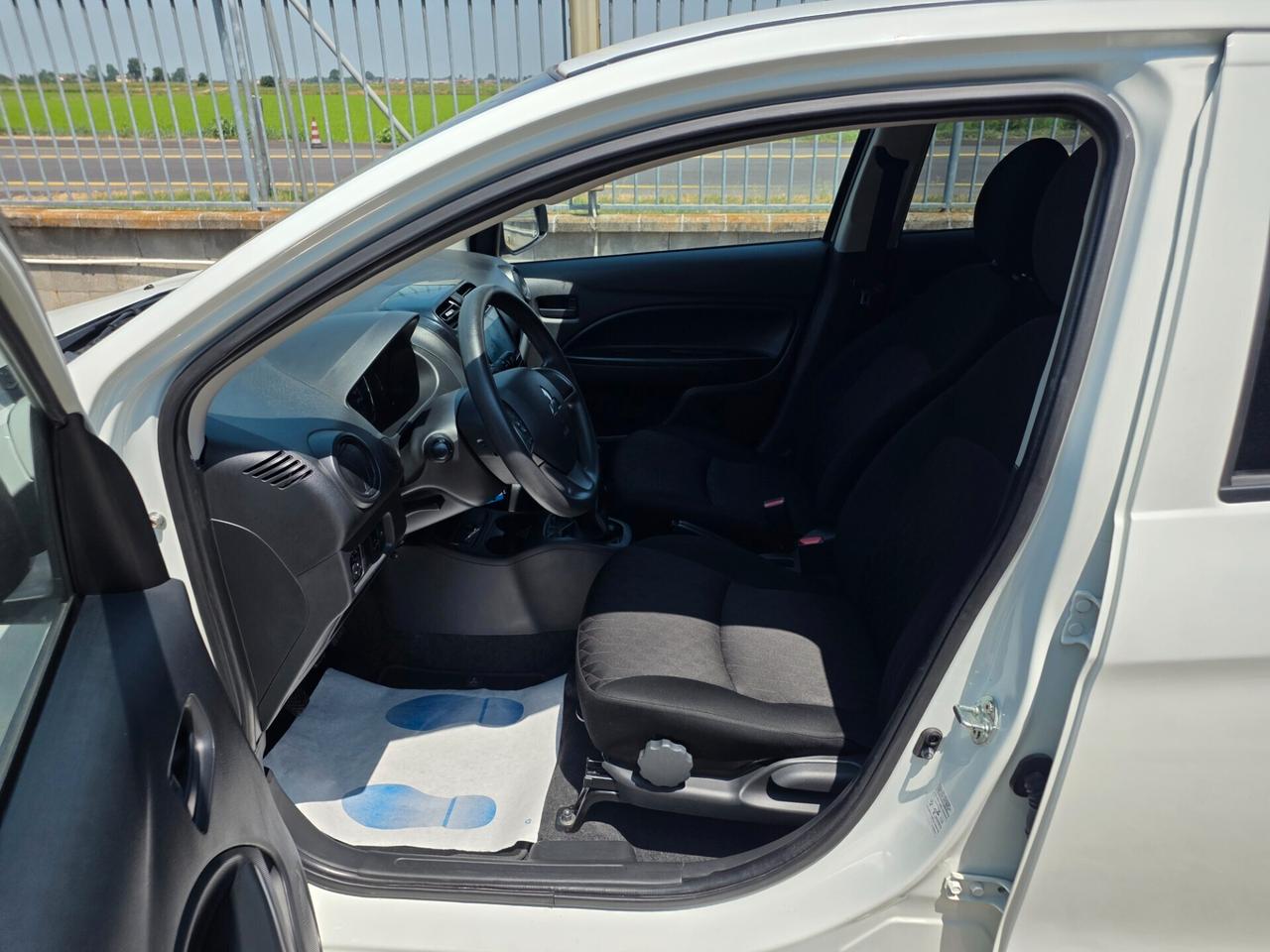 Mitsubishi Space Star 1.2 Invite SDA
