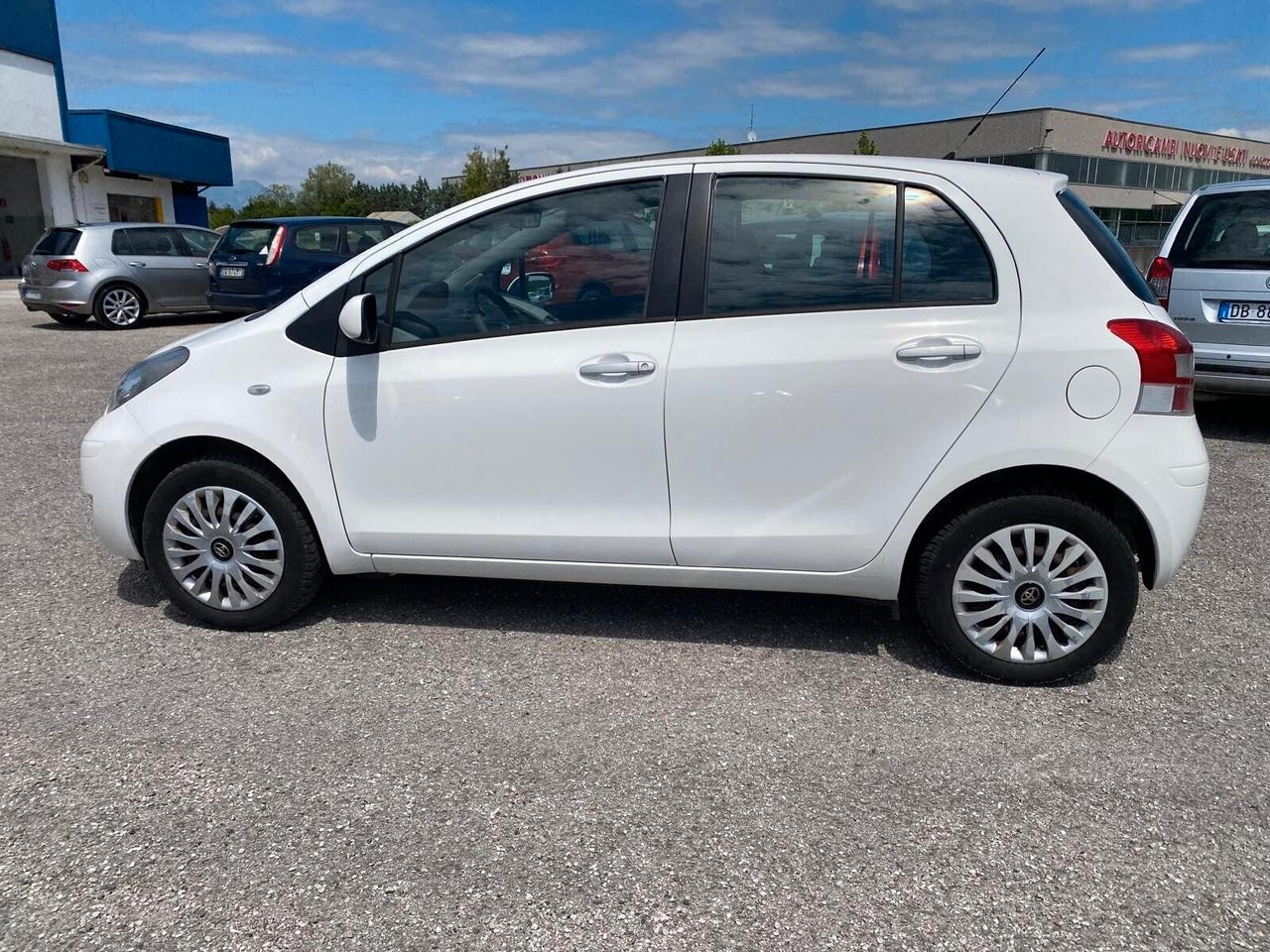Toyota Yaris 1.0 Benz OK PER NEOPATENTATI