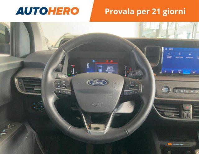 FORD Tourneo Courier 1.0 EcoBoost Titanium