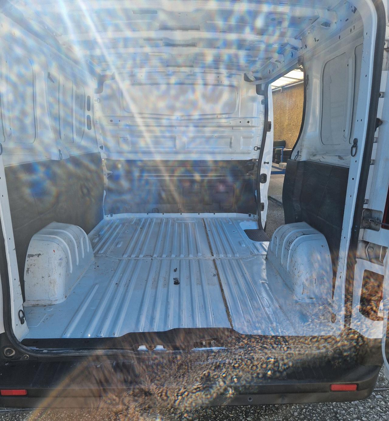 Renault Trafic T29 2.0 dCi 120CV PC-TN Furgone Ice