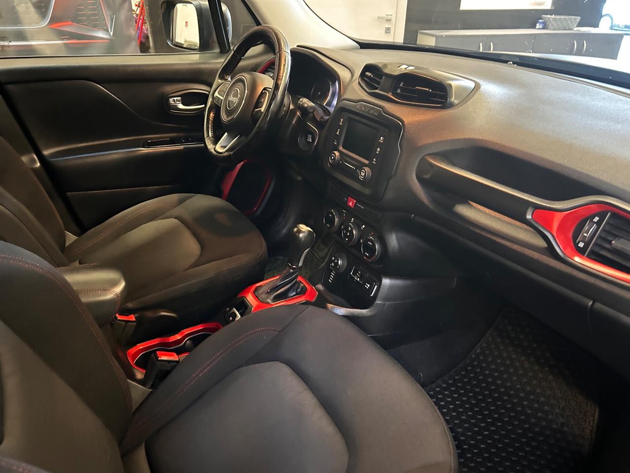 Renegade 2.0 Mjt 170CV 4WD Active Drive Low Trailhawk