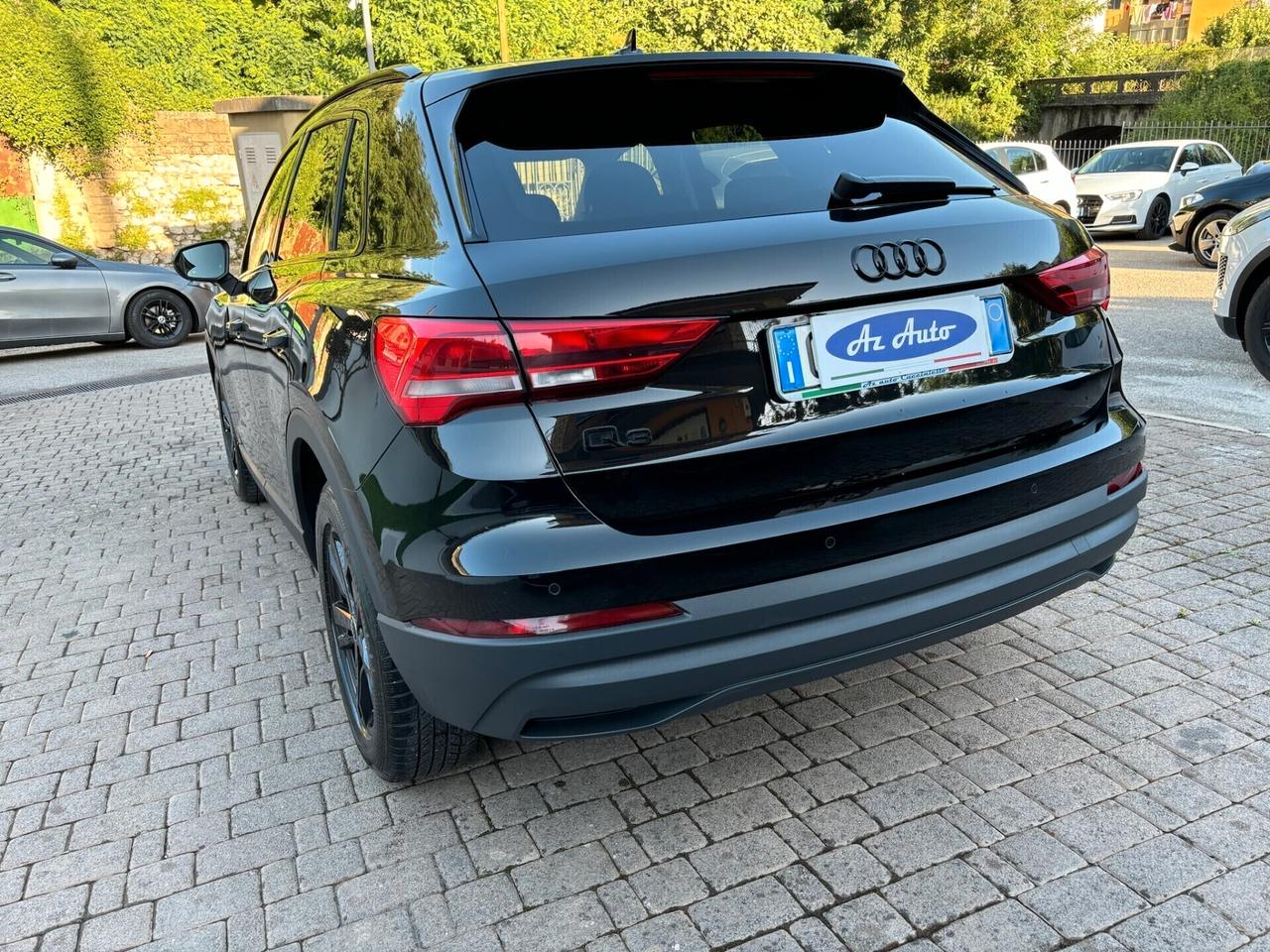 Audi Q3 35 TDI S tronic IDENTITY BLACK - FULL-LED MY 22