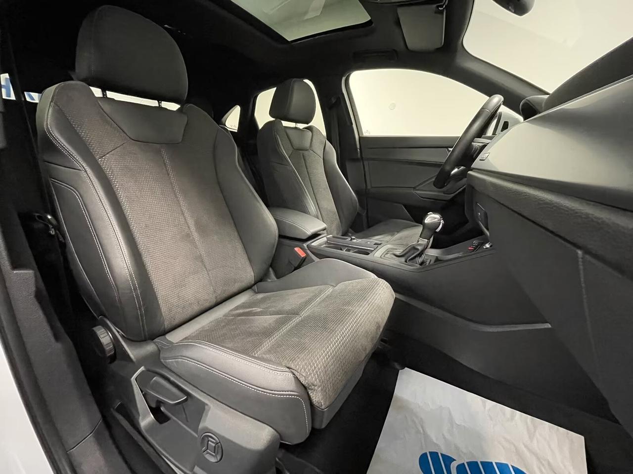 Audi Q3 SPB 40 TDI Q4 S-LINE PANO MATRIX