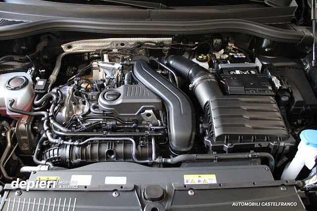 Volkswagen Tiguan 1.5 eTSI DSG R-Line -MHEV