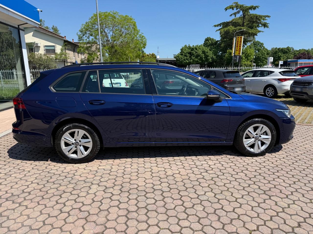 Golf Variant 2.0 TDI SCR DSG Life OK NEOPATENTATI