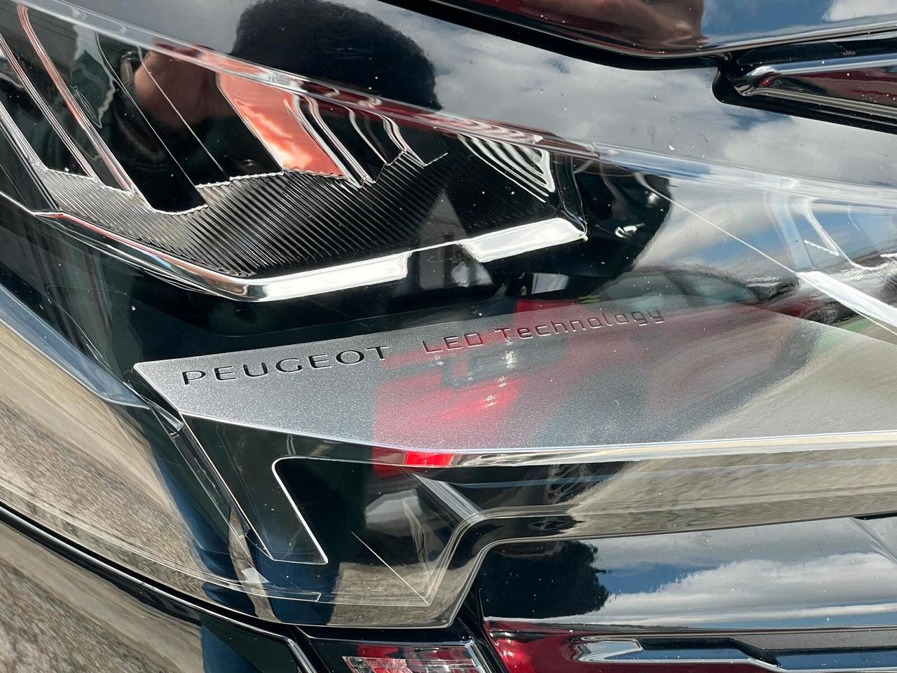 Peugeot 3008 BlueHDi 130 EAT8 Allure