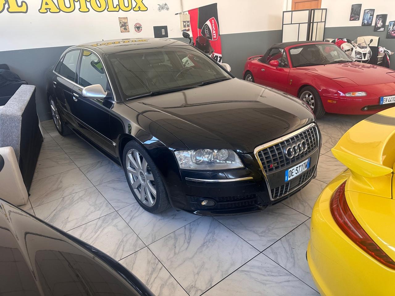 Audi A8 S8 5.2 V10 quattro tiptronic - Permute