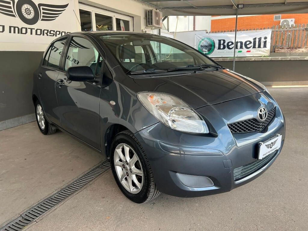 Toyota Yaris 5p 1.3 100 CV - Perfetta - Garanzia