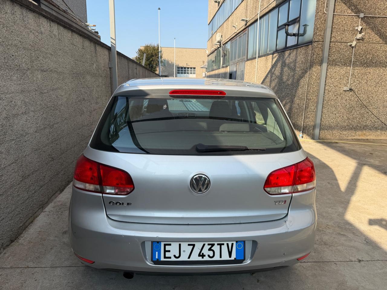VW GOLF VI 2011 1.6TDI 77KW EUR5B COMERCIANTI