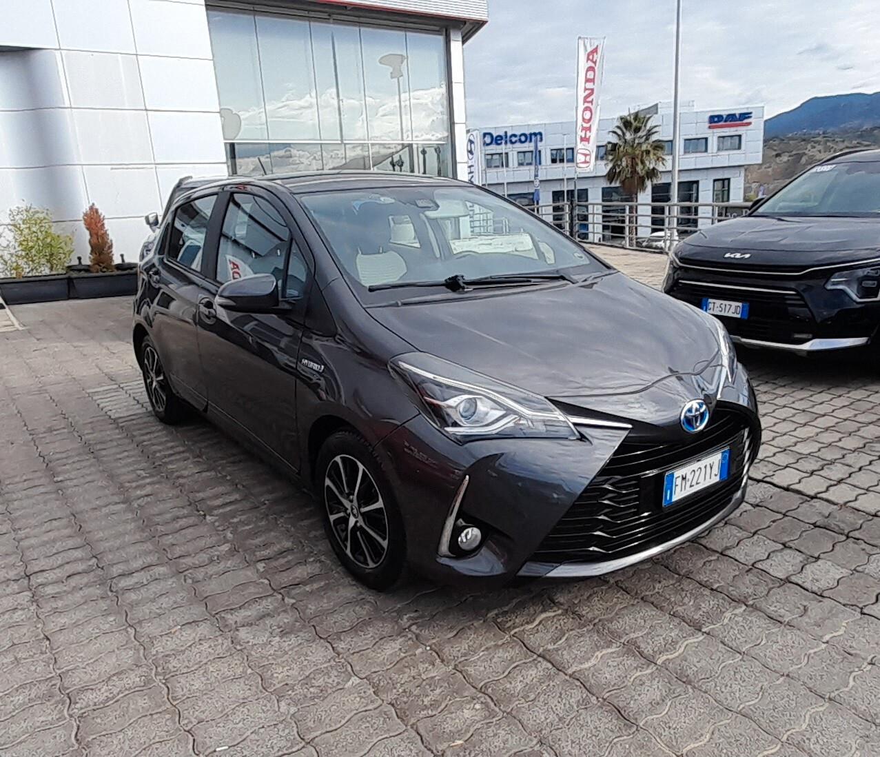 Toyota Yaris 1.5 Hybrid 5 porte Active "IVA ESPOSTA"
