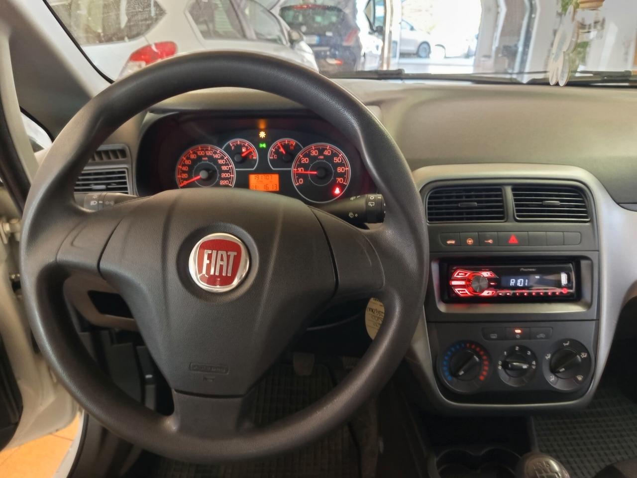 Fiat Grande Punto 1.2 benzina ok neopatentati