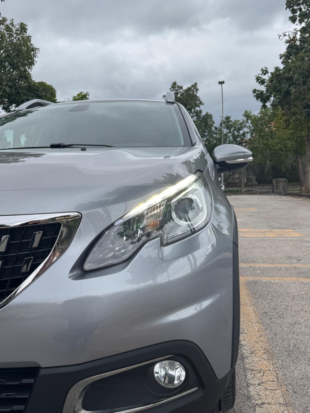 Peugeot 2008 1.5 hdi SOLO 59.000 KM/ALLURE