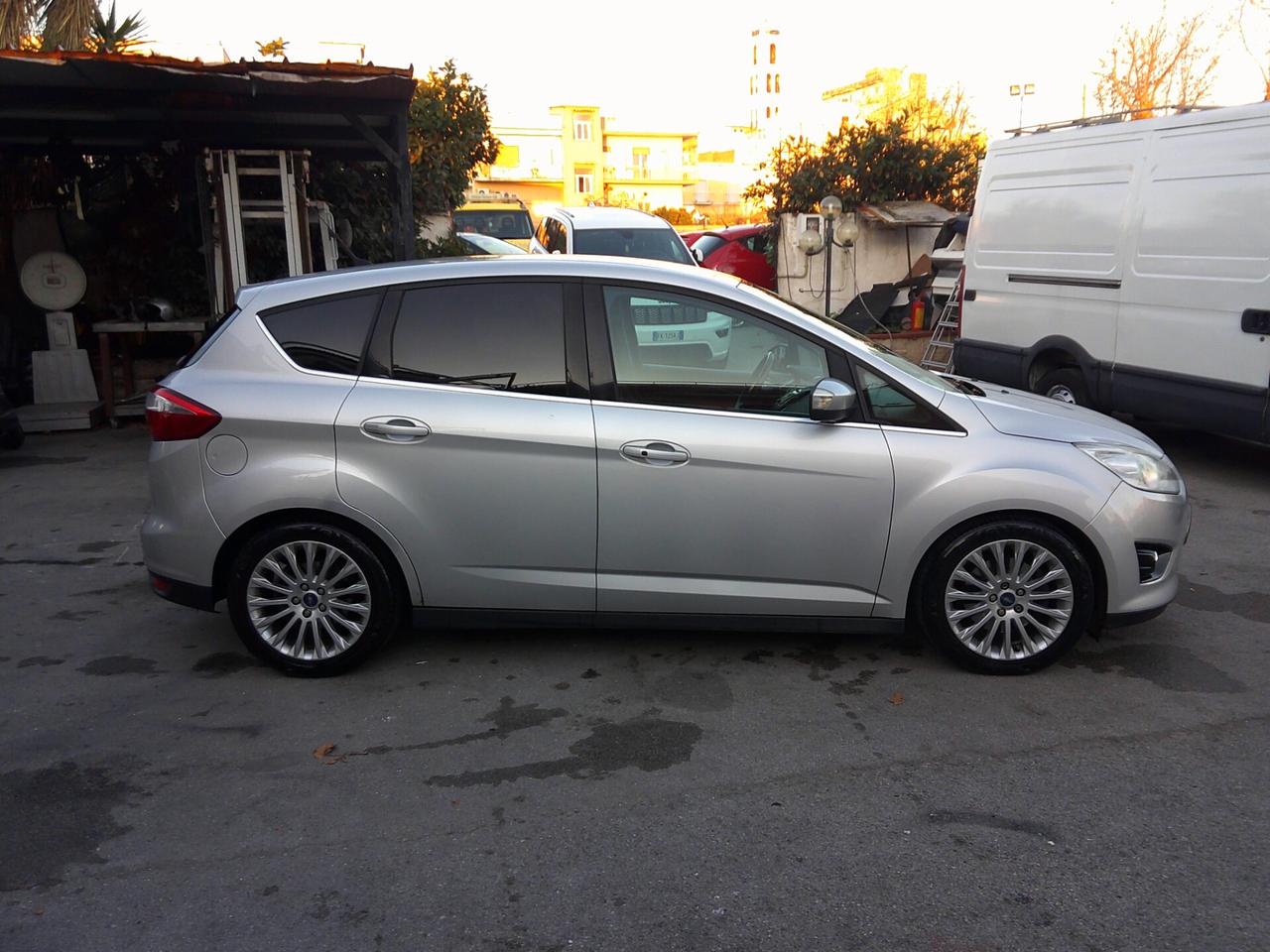 Ford C-Max 1.6 TDCi 115CV Titanium 12