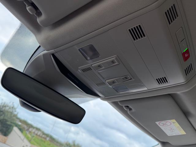 VOLKSWAGEN T-Roc TSI LIFE+NAVI+PARK AUTOMATICO+VIRTUAL+BICOLOR