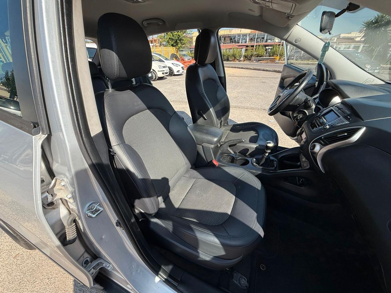HYUNDAI ix35 2WD 2.0CRDi 136CV 125MILAKM
