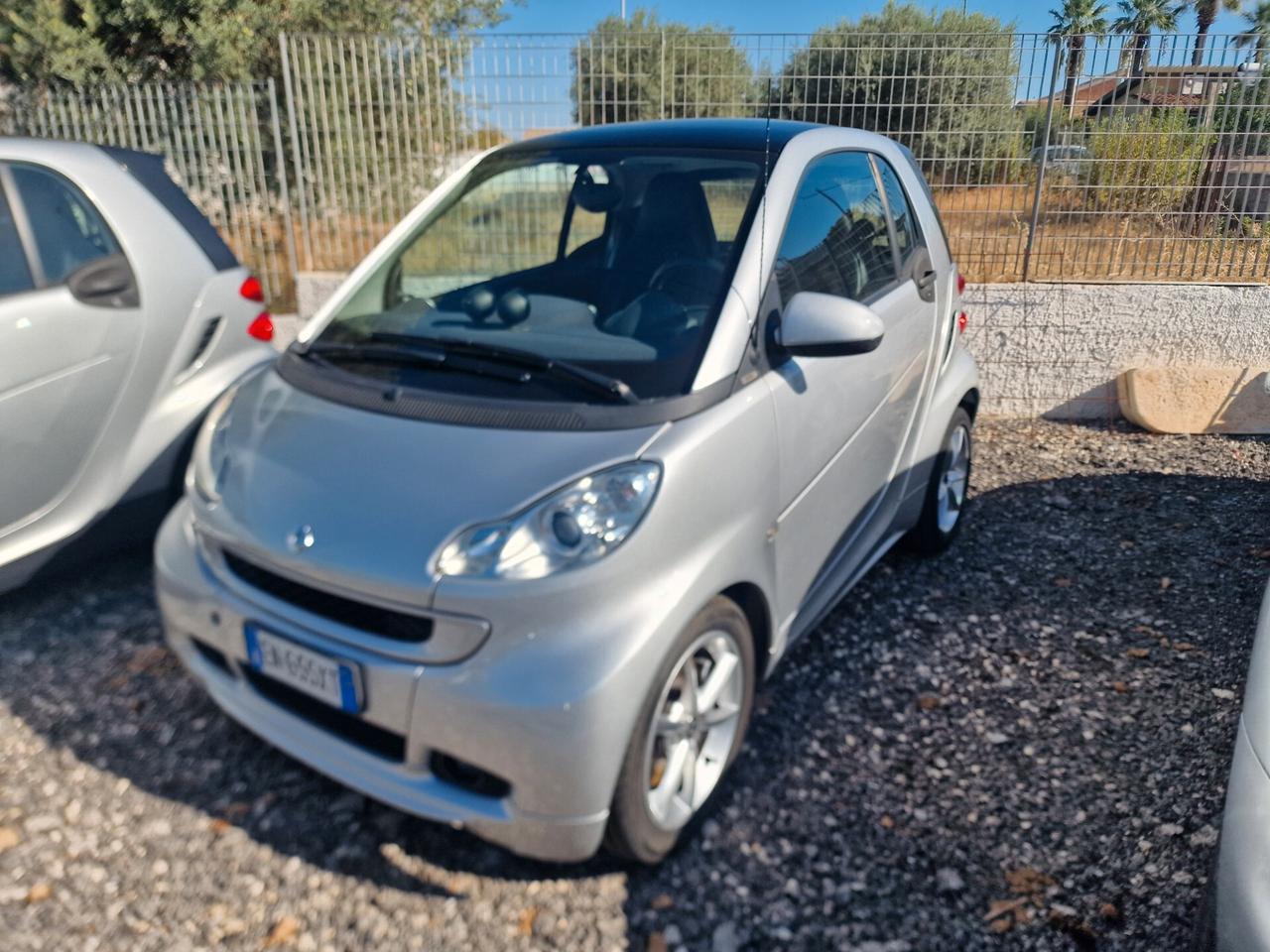 Smart ForTwo 1000 52 kW coupé limited one