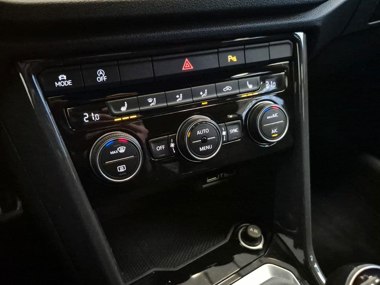Volkswagen T-Roc 1.0 tsi advanced