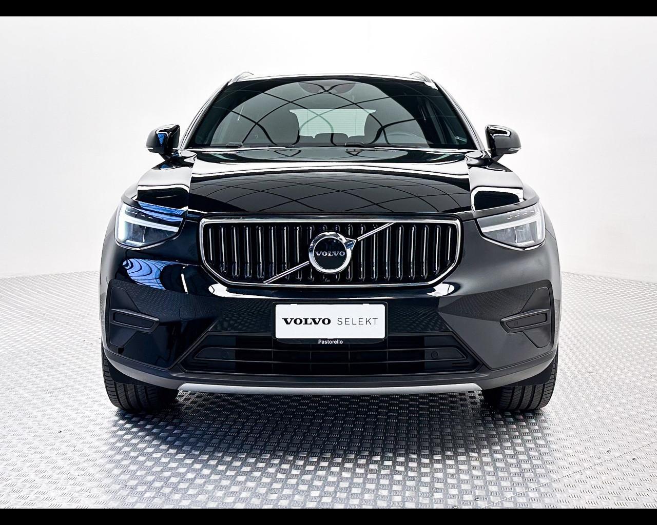 VOLVO XC40 Recharge Core T4 AUT