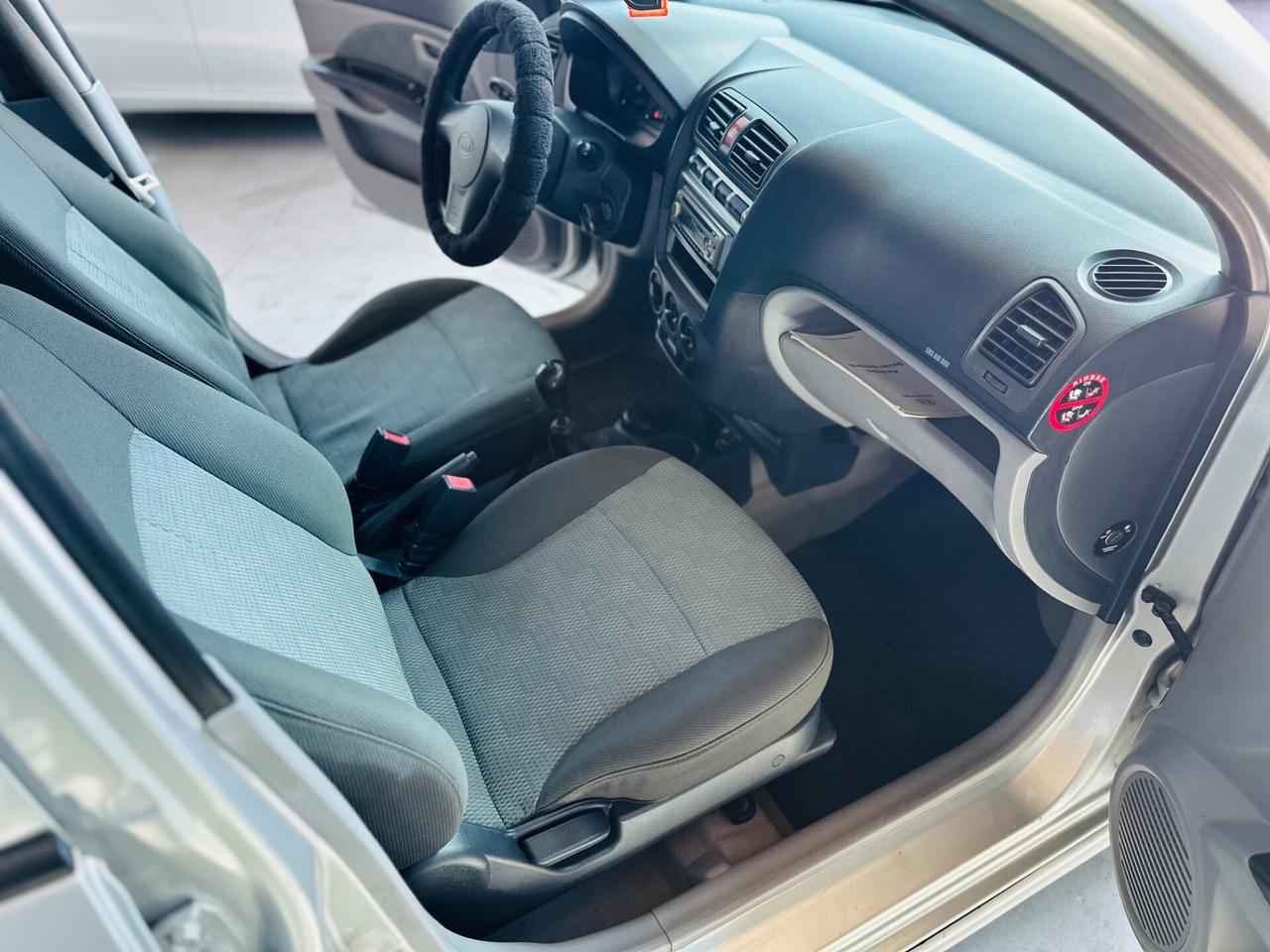 Kia Picanto 1.1 12V Spicy