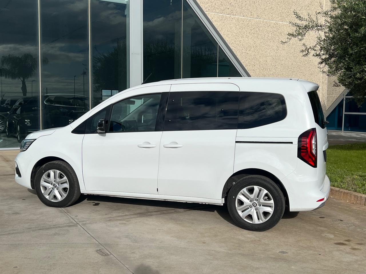 Renault Kangoo 1.5 blue dci possibilità noleggio no scoring