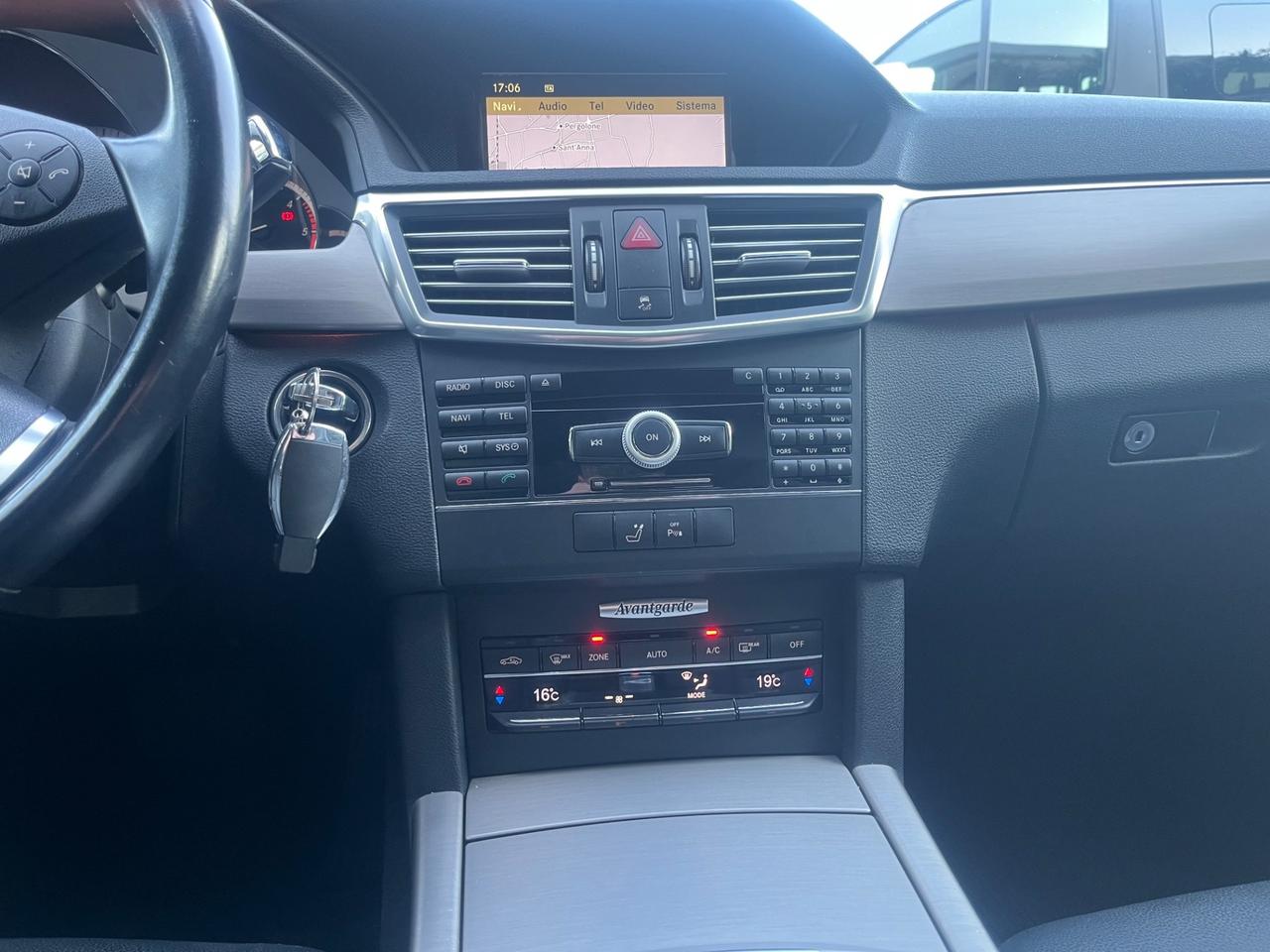 Mercedes-benz E 350 CDI BlueEFFICIENCY Avantgarde AMG