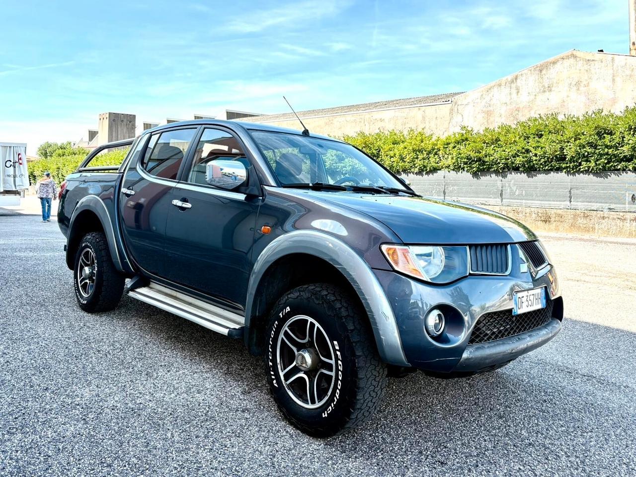 Mitsubishi L200 2.5 DI-D/136CV Double Cab