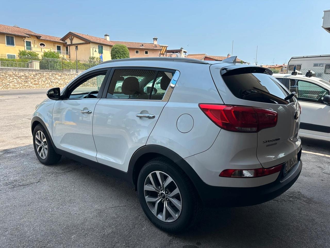 Kia Sportage 1.7 CRDI VGT 2WD high tech