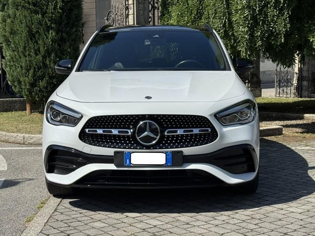 MERCEDES-BENZ GLA 200 Automatic 4Matic Premium