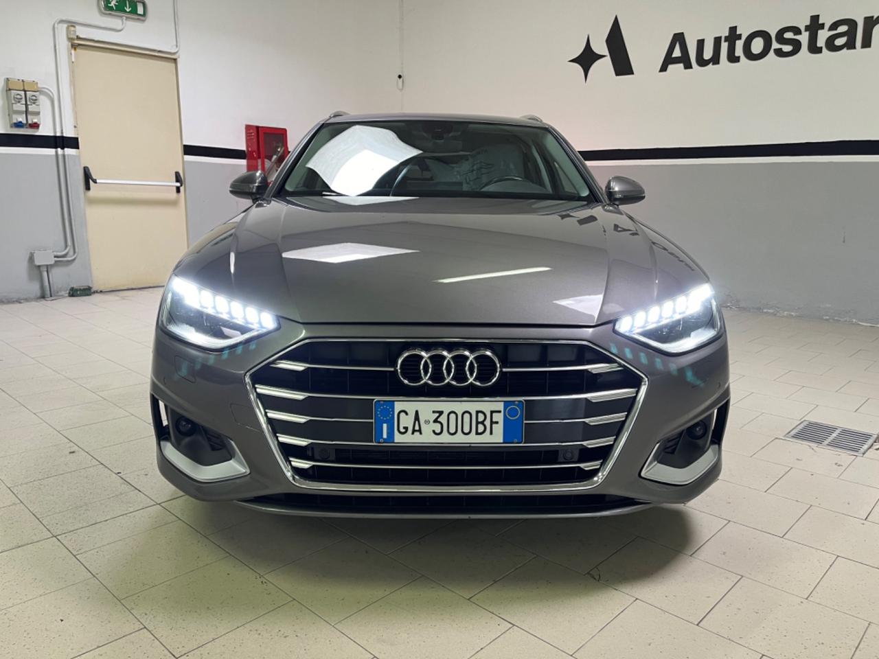Audi A4 Avant 35 TDI/163 CV S tronic *fari Matrix