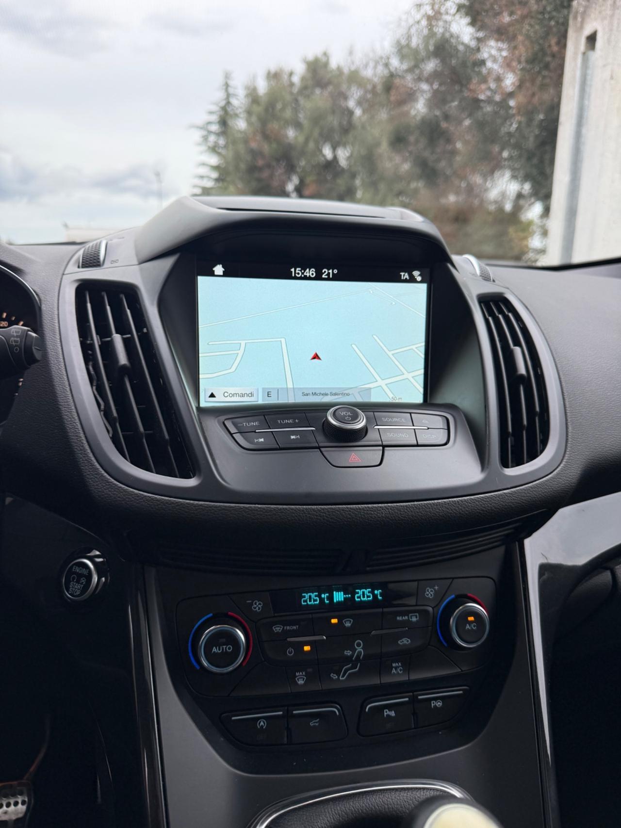 Ford Kuga 2.0 TDCI 150 CV 2WD ST-Line,TETTO APRIBILE,Pelle e Alcantara,Led+Xeno,ecc.